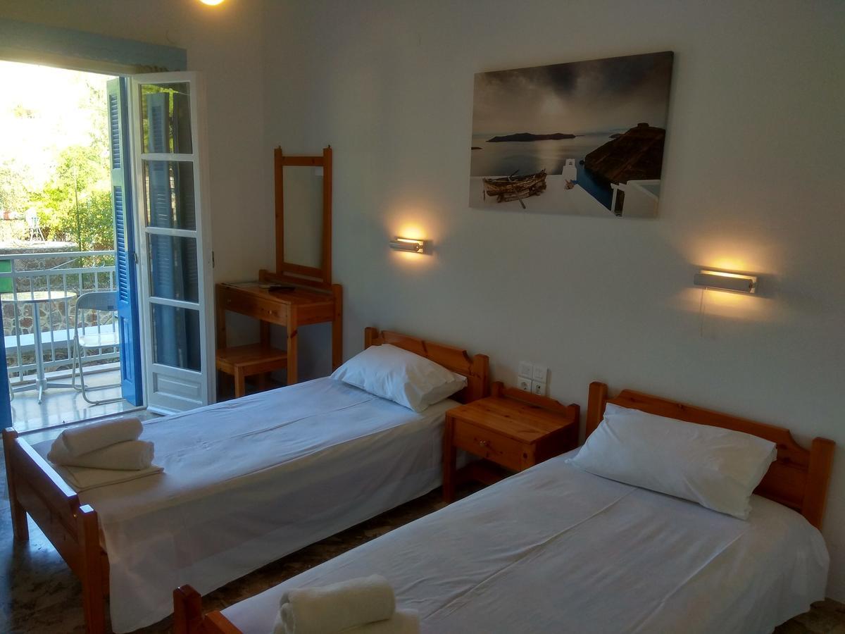Panos Studios Poros Town Eksteriør billede